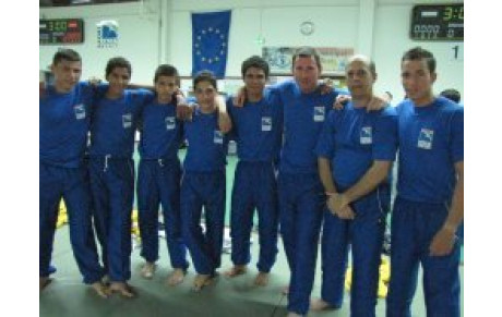 Remise des tee shirts avant France Equipe Cadets